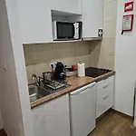 Queiros, 6 아파트