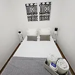 Queiros, 6 아파트 *