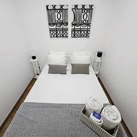 Queiros, 6 * Lisboa