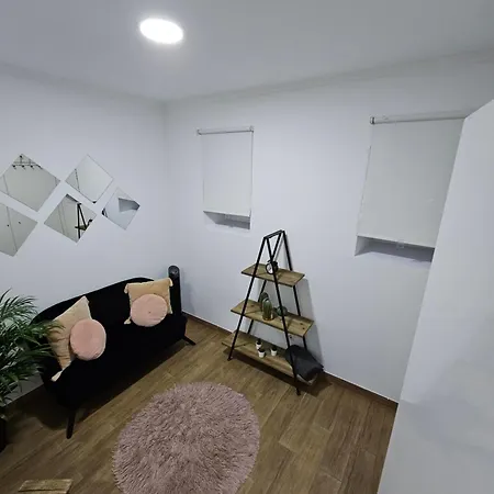 Queiros, 6 Apartmán *